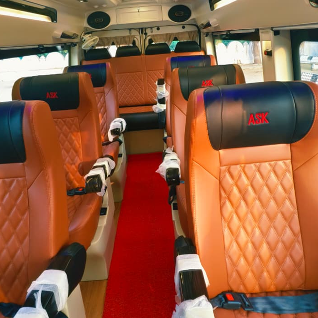 Luxury Bus Exterior
